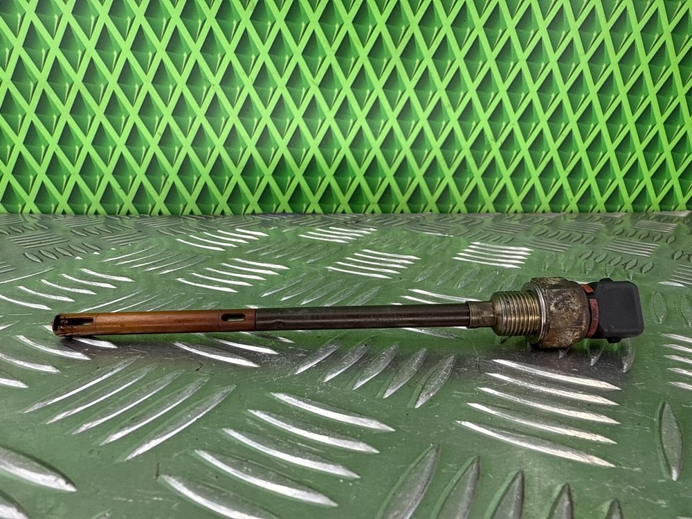 Датчик уровня масла Renault Laguna 2 K4M716 1.6 113 Л.С. (б/у)