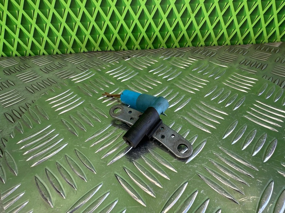 Датчик коленвала Renault Megane 2 K4M812 1.6 113 Л.С. (б/у)