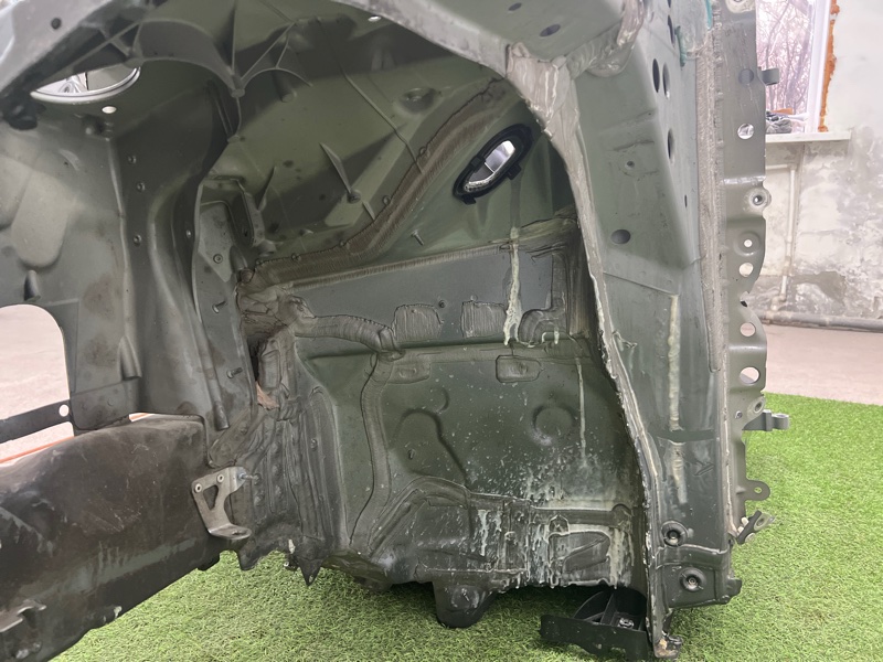 Лонжерон Porsche Cayenne 3 9Y 2023 перед. лев. (б/у)