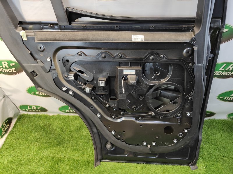 Дверь задняя левая Range Rover 2021 L405 AJ20D6