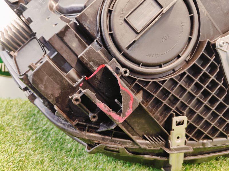 Фара Mercedes-Benz S350D W222 656929 2017 перед. лев. (б/у) Фара Mercedes-Benz S350D W222 656929 2017 перед. лев. (б/у)