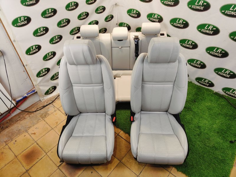 Сиденья - массаж вентиляция Land Rover Range Rover Velar 2020 L560 306DT контрактная