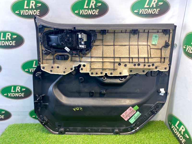 Обивка двери передняя правая Wrangler 2020 JLUS74 EC1 - 2.0L