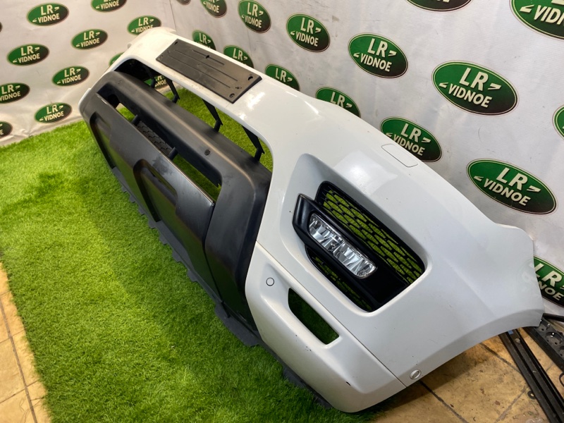 Бампер передний Land Rover Range Rover Sport L494 448DT