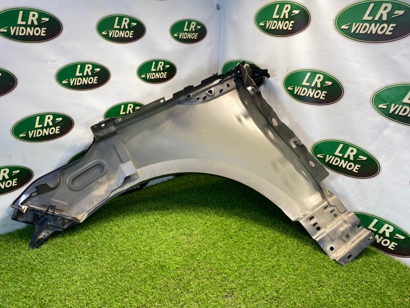 Крыло переднее правое Range Rover Velar L560