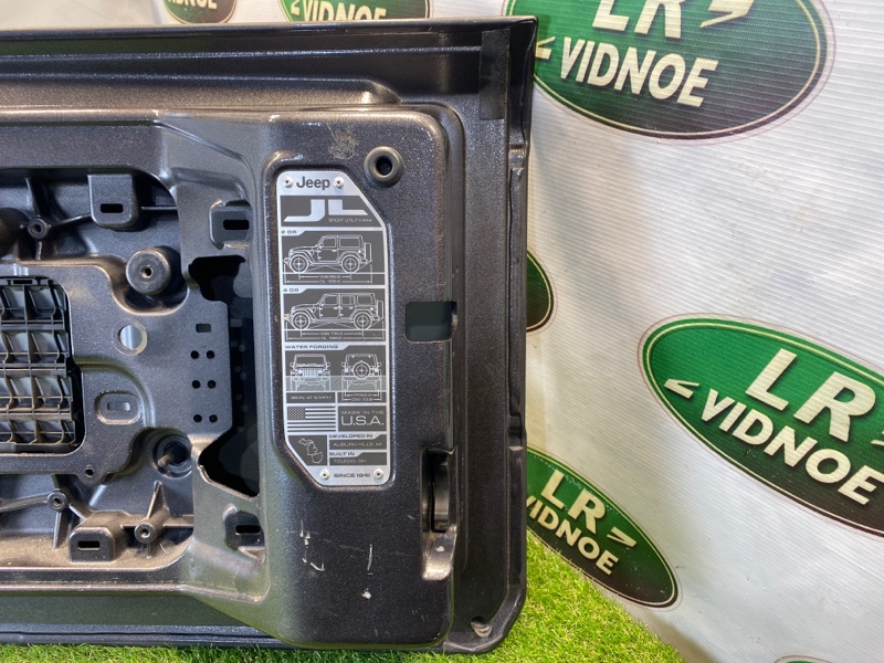 Дверь багажника Wrangler 2019 JL EC1 - 2.0L
