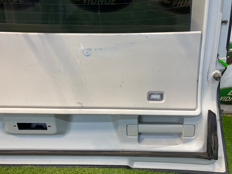Крышка (дверь) багажника Range Rover 2018 L405 448DT