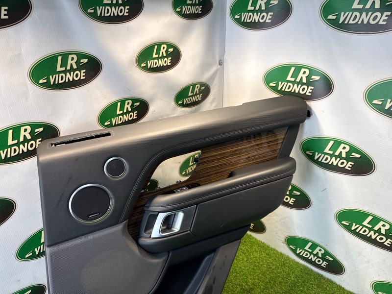 Обшивка двери задняя правая Range Rover 2018 L405 448DT