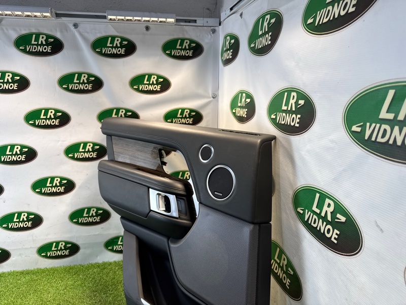 Обшивка двери задняя левая Range Rover 2018 L405 448DT
