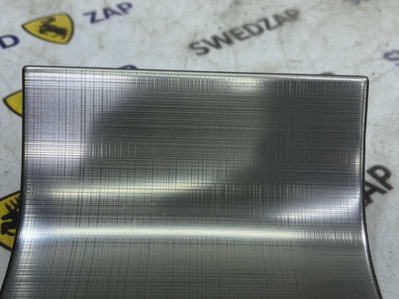 Парящая панель Volvo S80 B5254T 2010 (б/у) Парящая панель Volvo S80 B5254T 2010 (б/у)