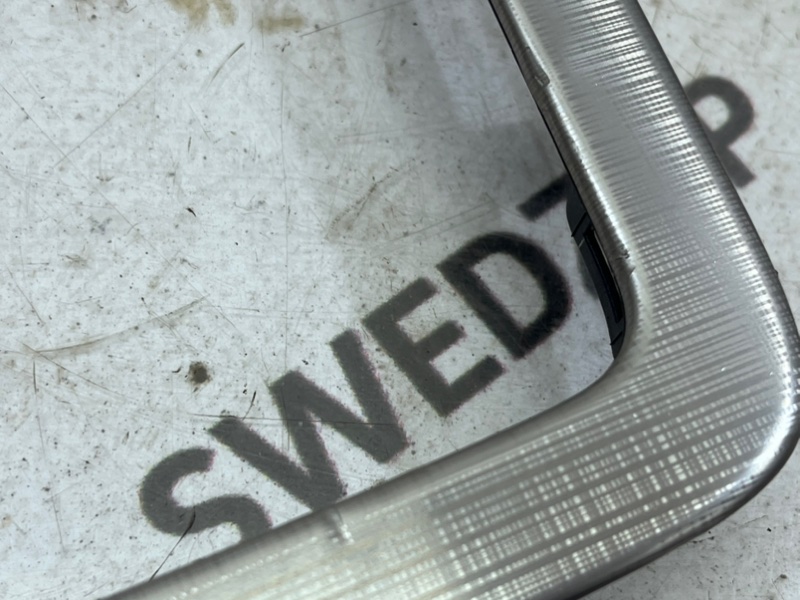 Парящая панель Volvo S80 B5254T 2010 (б/у) Парящая панель Volvo S80 B5254T 2010 (б/у)