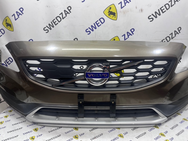 Бампер Cross Country передний S60 2016 D4204T14