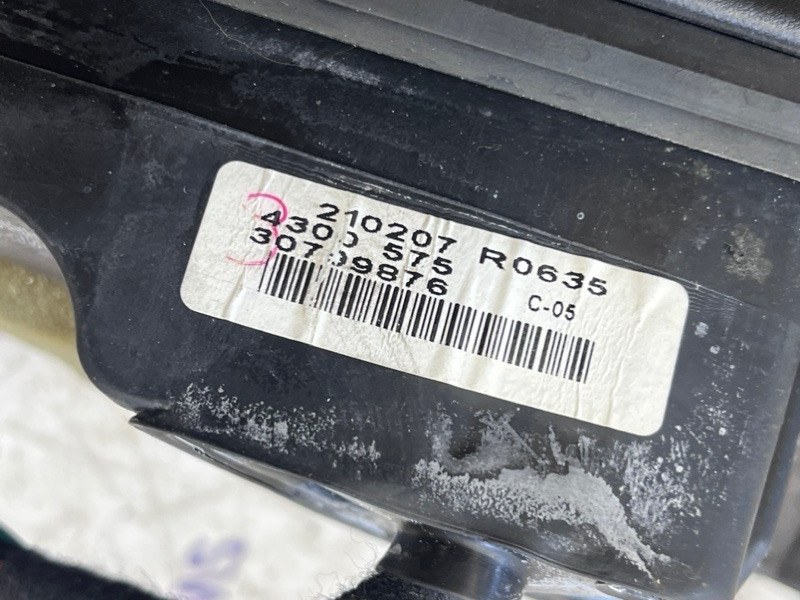 Зеркало заднего вида боковое левое S80 2007 B6324S