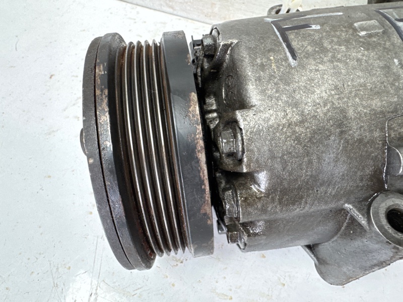 Компрессор кондиционера FOCUS 2014 хетчбэк 1.6L Duratec Ti-VCT (105PS) - Sigma