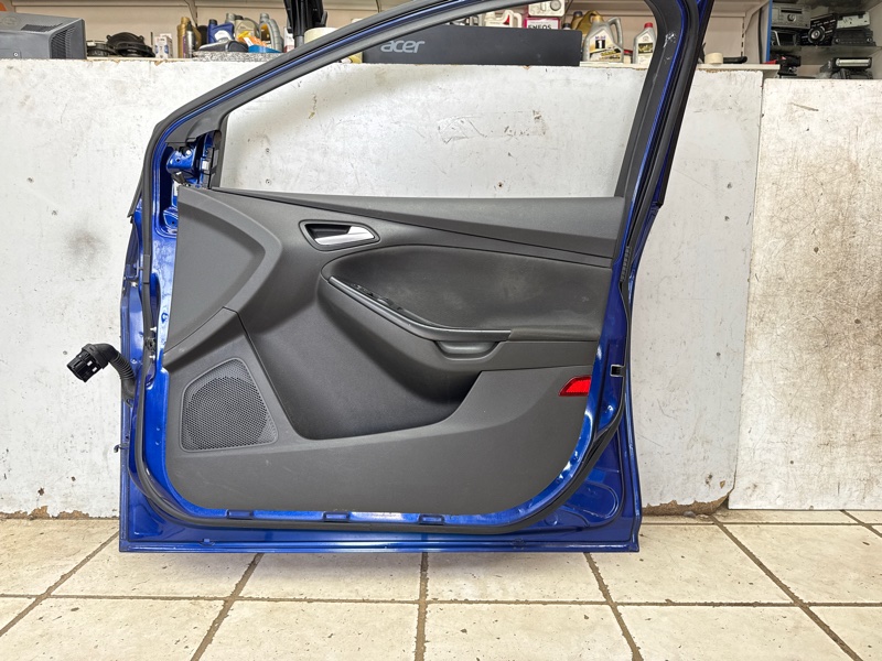 Дверь передняя правая FOCUS 2014 хетчбэк 1.6L Duratec Ti-VCT (105PS) - Sigma