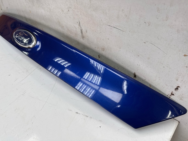 Накладка крышки багажника ручка FORD FOCUS хетчбэк 1.6L Duratec Ti-VCT (105PS) - Sigma