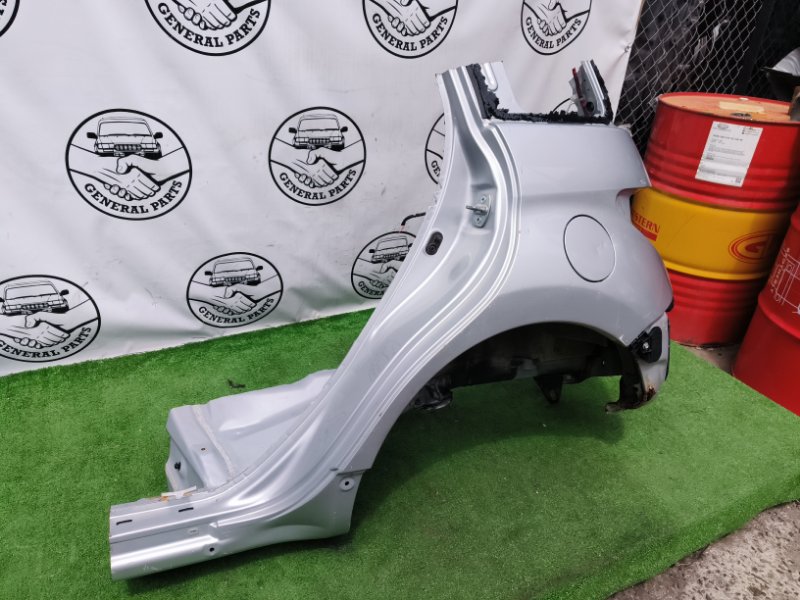 Крыло заднее левое Toyota Ist NCP61 1NZ