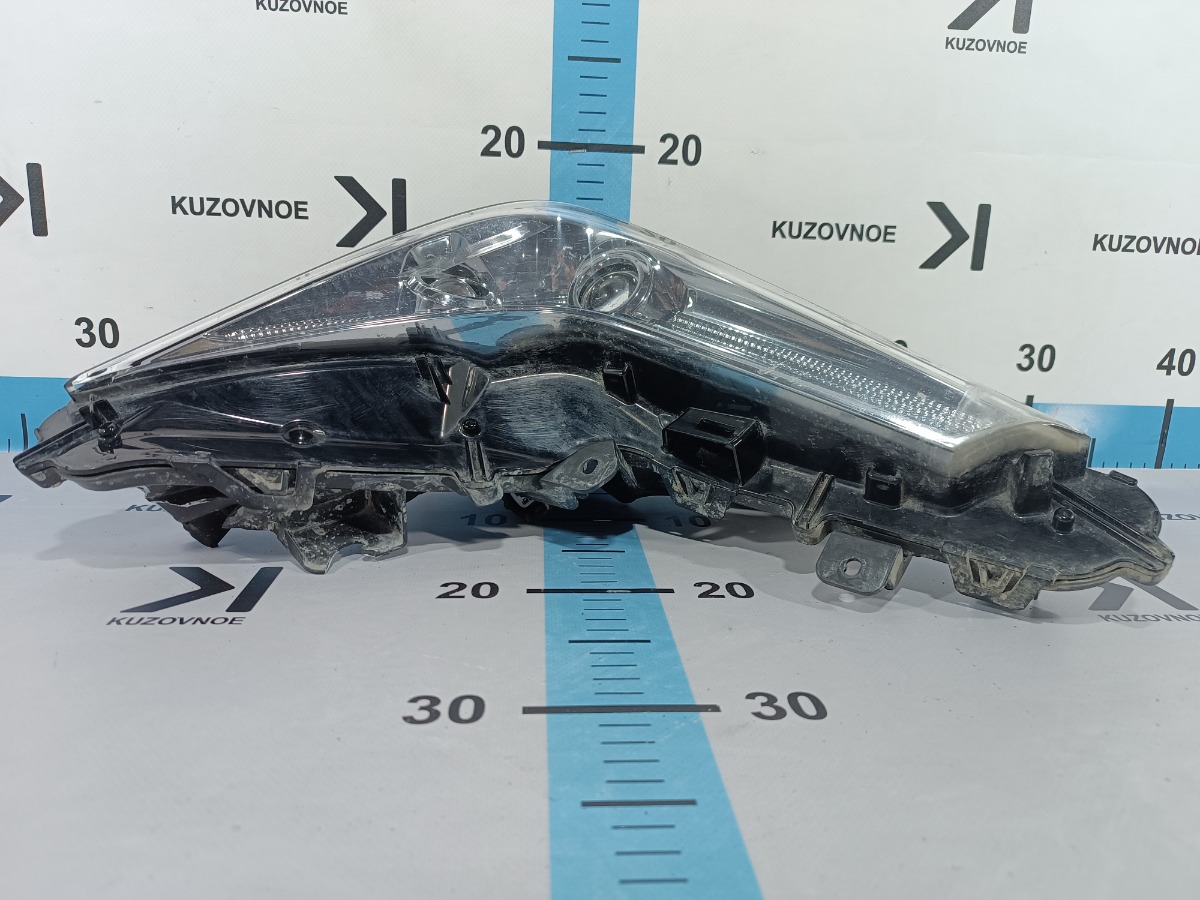 Фара противотуманная передняя левая LX450d 2016 J200