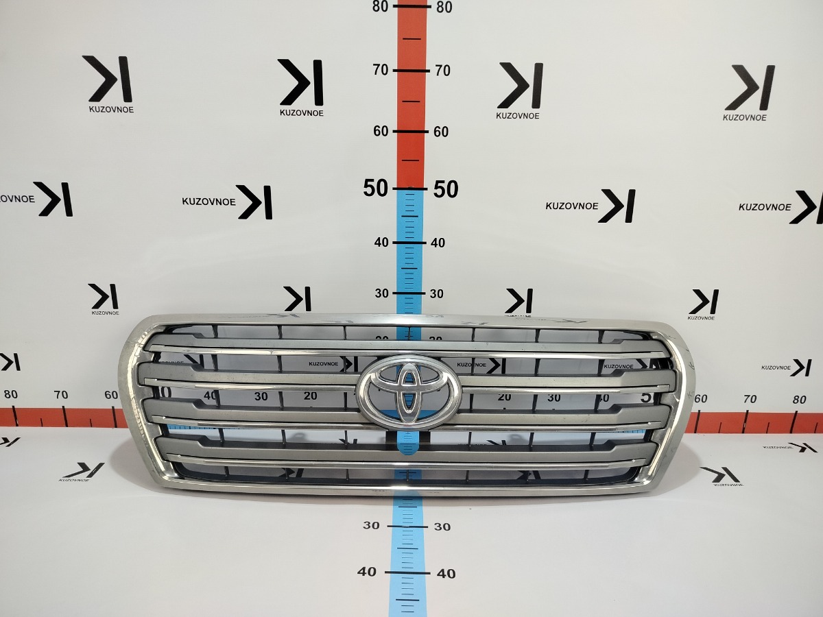Решетка радиатора Toyota Land Cruiser J200 БУ