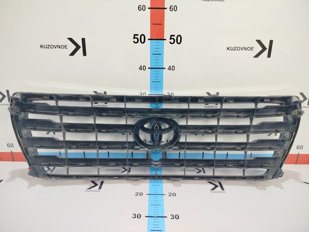 Решетка радиатора Land Cruiser J200