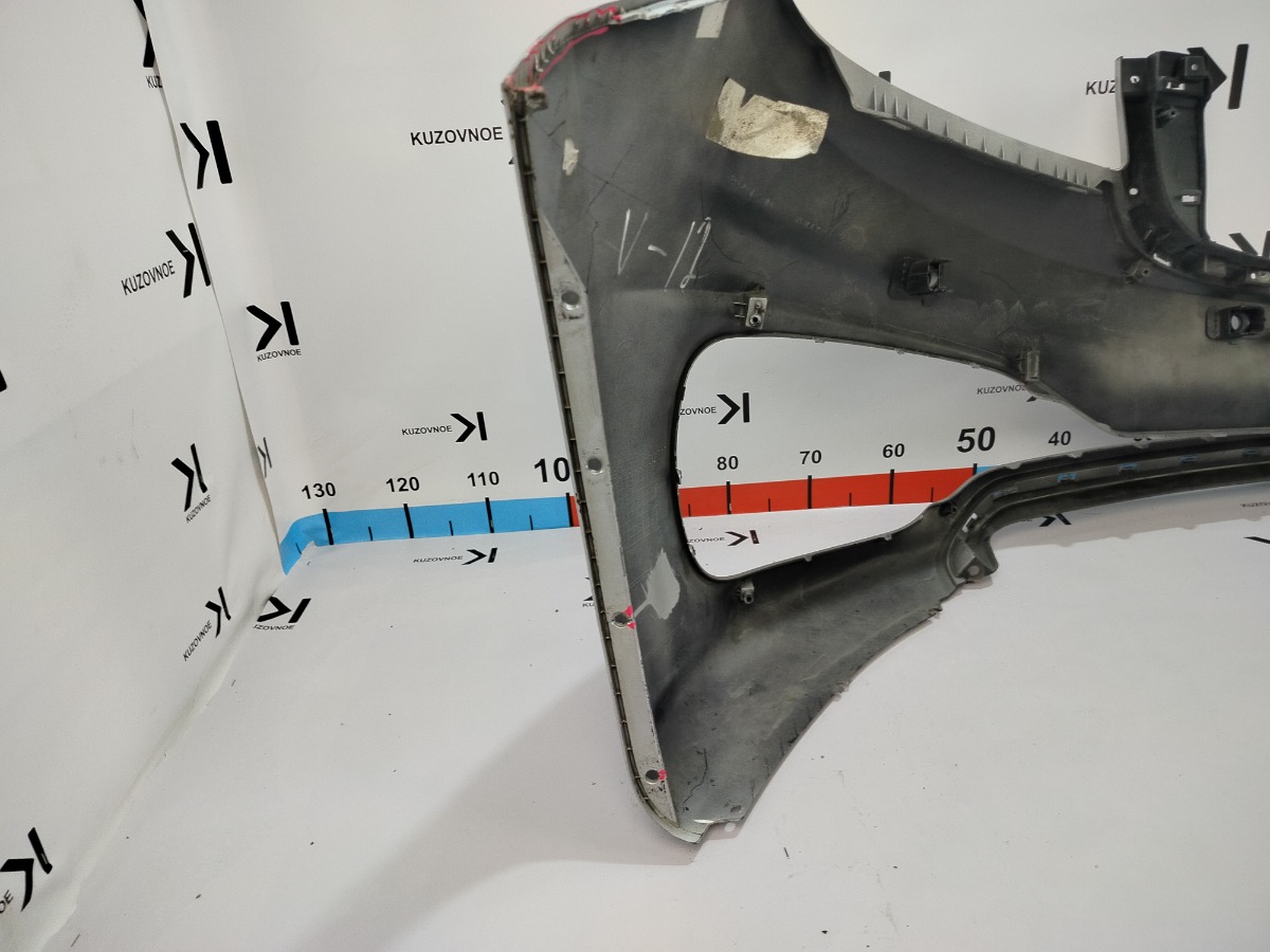 Бампер Kia Carnival YP D4HB 2015 перед. (б/у) Бампер Kia Carnival YP D4HB 2015 перед. (б/у)