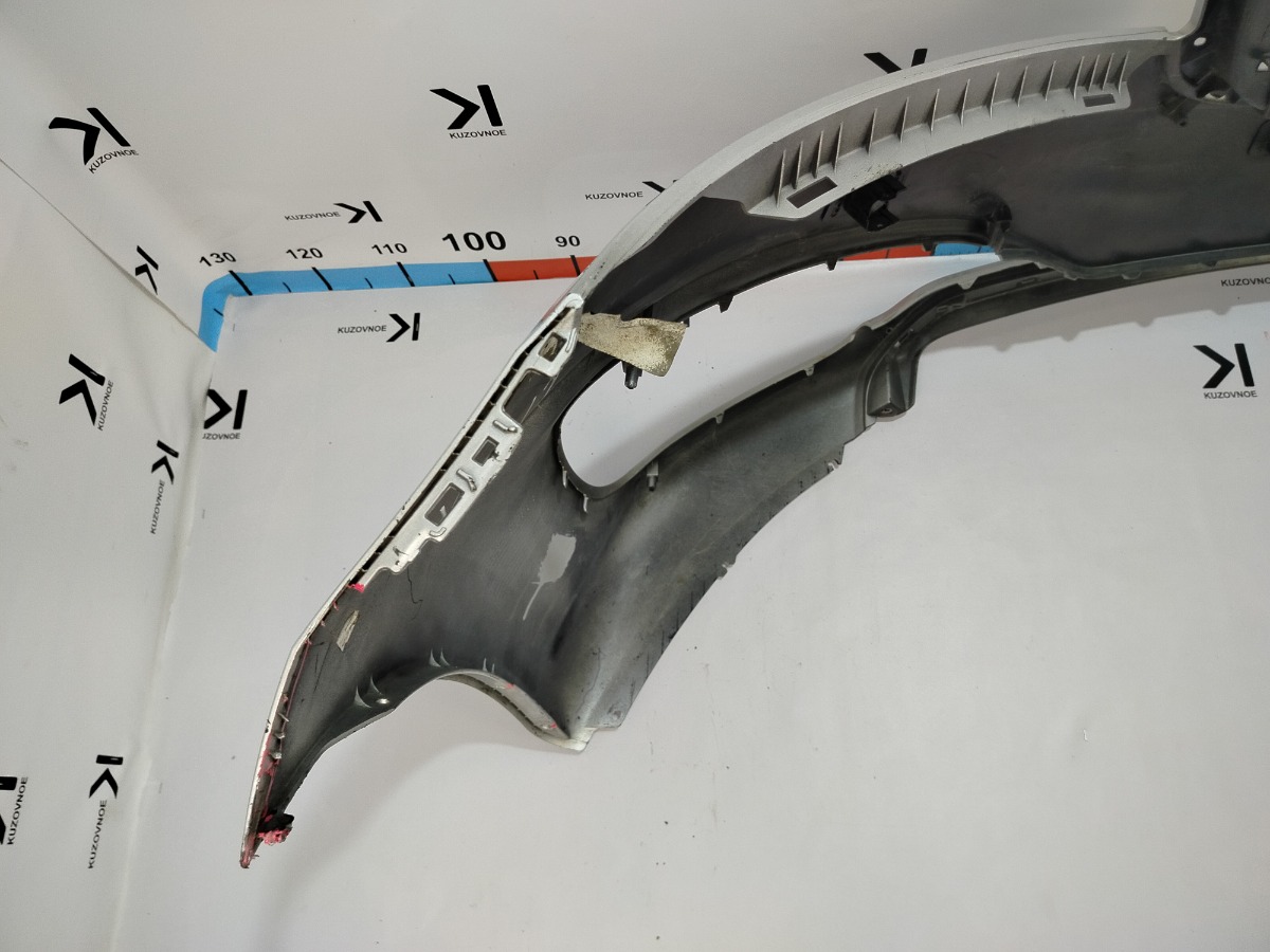 Бампер Kia Carnival YP D4HB 2015 перед. (б/у) Бампер Kia Carnival YP D4HB 2015 перед. (б/у)