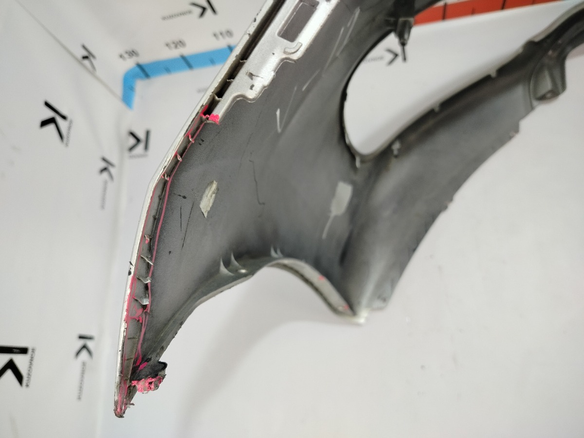 Бампер Kia Carnival YP D4HB 2015 перед. (б/у) Бампер Kia Carnival YP D4HB 2015 перед. (б/у)