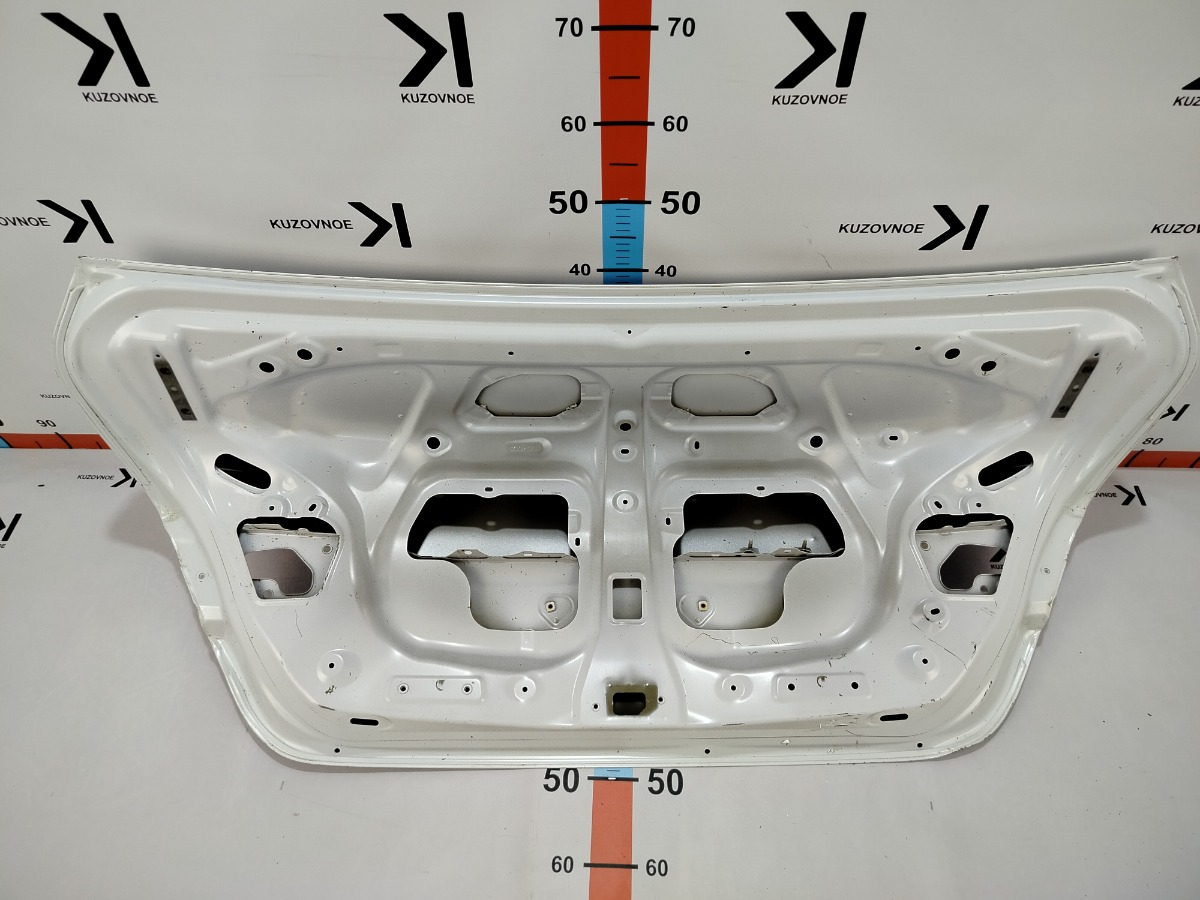 Крышка багажника Camry XV70