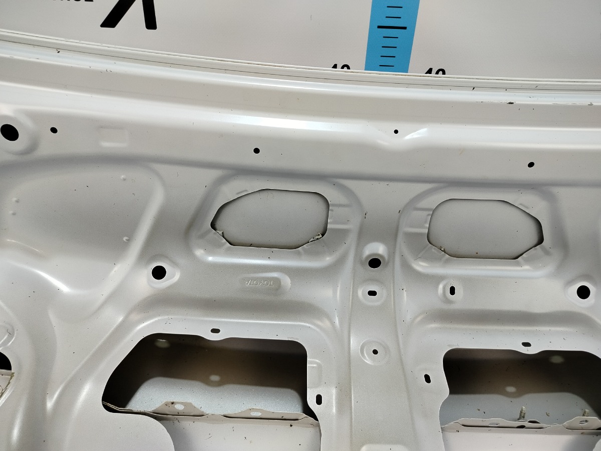 Крышка багажника Camry XV70