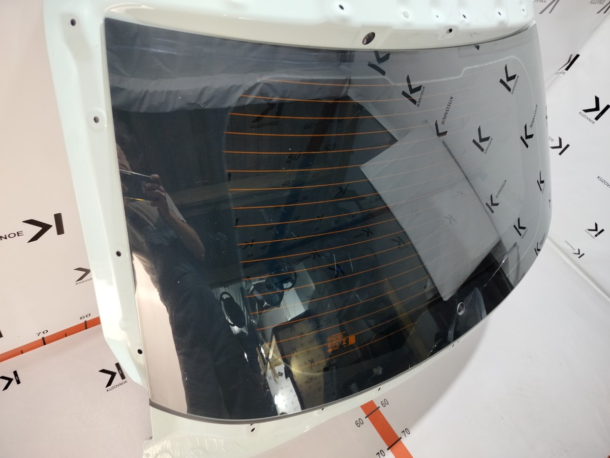 Стекло заднее C5 2021-