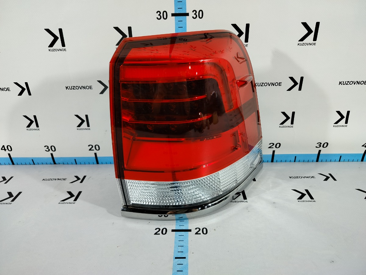 Фонарь (Стоп Сигнал) задний правый Toyota Land Cruiser 2008-2021 J200 БУ