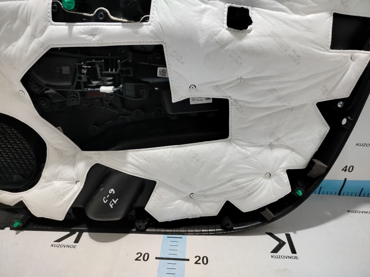 Обшивка Двери передняя левая Elantra Avante 2022 CN7 G4KH