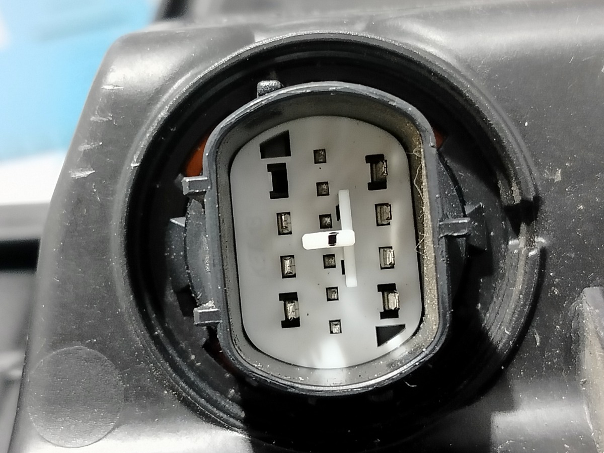 Фара передняя левая K5 DL3