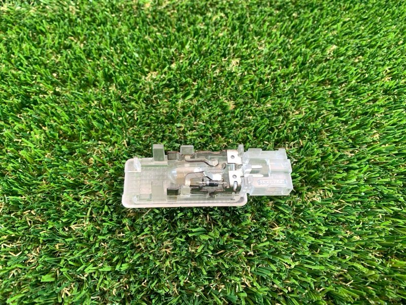 Плафон салонный Volkswagen Polo MK5 1.6 CFNA 2015 (б/у) Плафон салонный Volkswagen Polo MK5 1.6 CFNA 2015 (б/у)