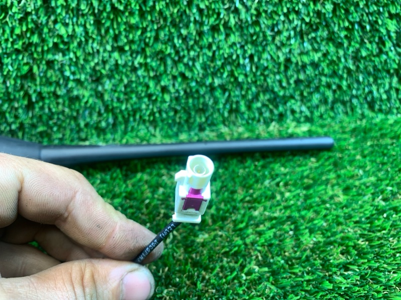 Антенна Volkswagen Polo MK5 1.6 CFNA 2015 (б/у)