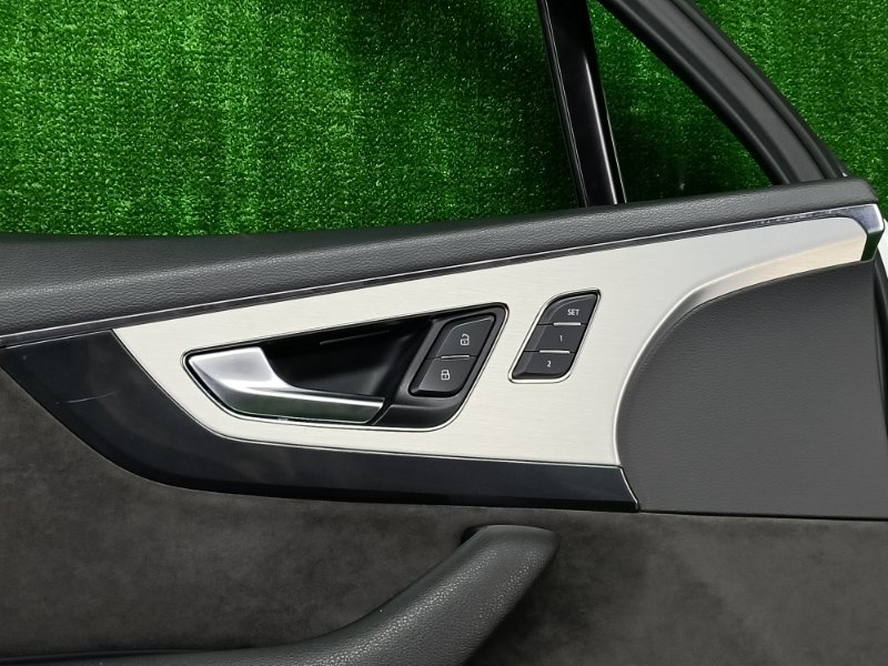 Дверь передняя левая Q7 4M