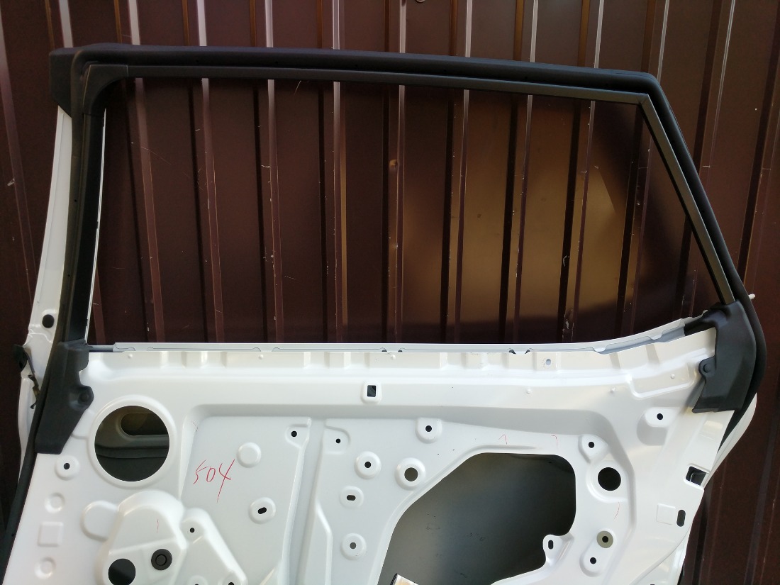 Дверь LEXUS RZ300e XEBM10 11.2023 задн. прав. (б/у)