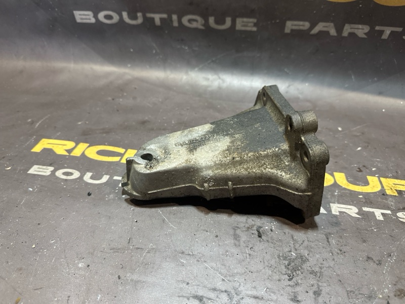 Кронштейн двигателя Mercedes-Benz S-Class W220 112.944 (б/у)