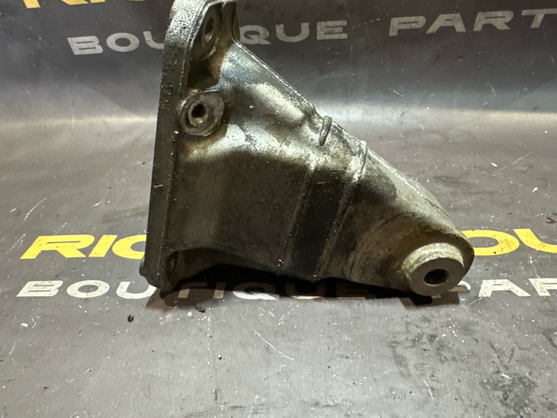 Кронштейн двигателя Mercedes-Benz S-Class W220 112.944 (б/у)