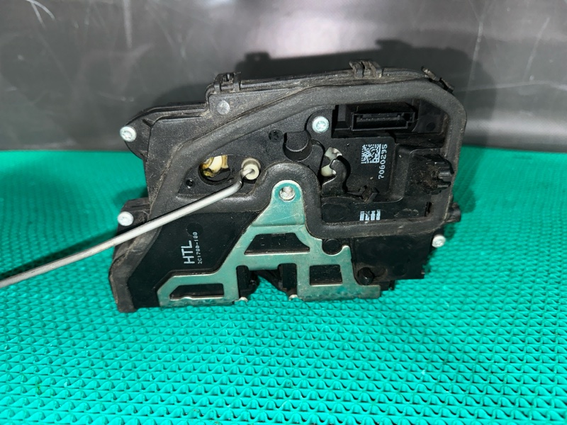 Замок двери BMW 3-Series E90 N46B20B 2005 задн. лев. (б/у)