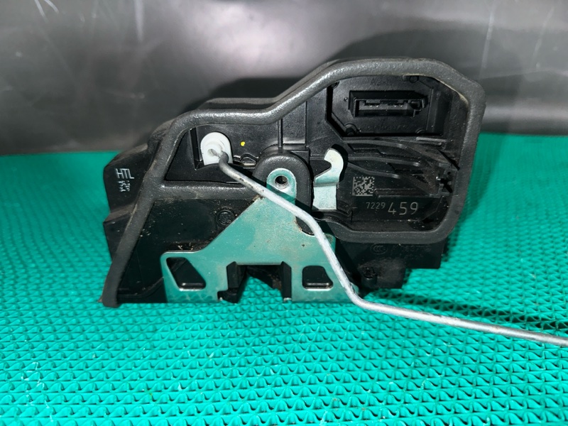 Замок двери BMW 5-Series F10 N47D20C 2012 задн. лев. (б/у)