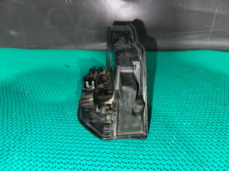 Замок двери BMW 5-Series F10 N47D20C 2012 перед. прав. (б/у)