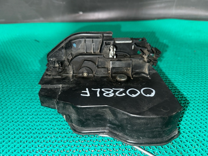 Замок двери BMW 5-Series F10 N47D20C 2012 перед. прав. (б/у)