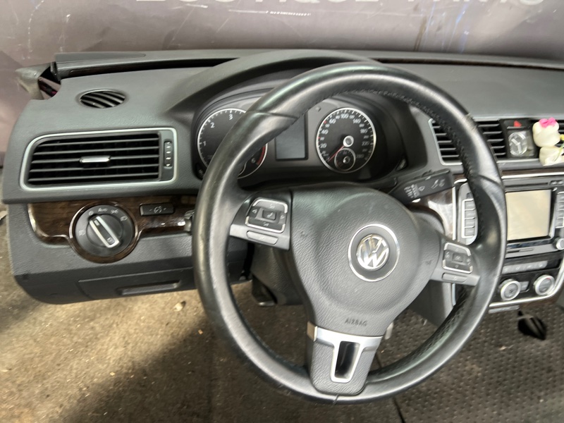 Торпедо Volkswagen Passat 362 CFFB