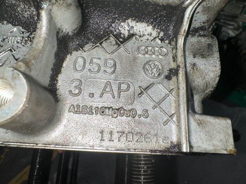 Головка блока цилиндров A6 2012 4G2 CDUD