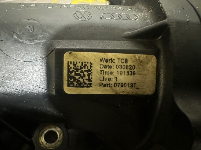 Помпа A8 2010 D4 CDRA
