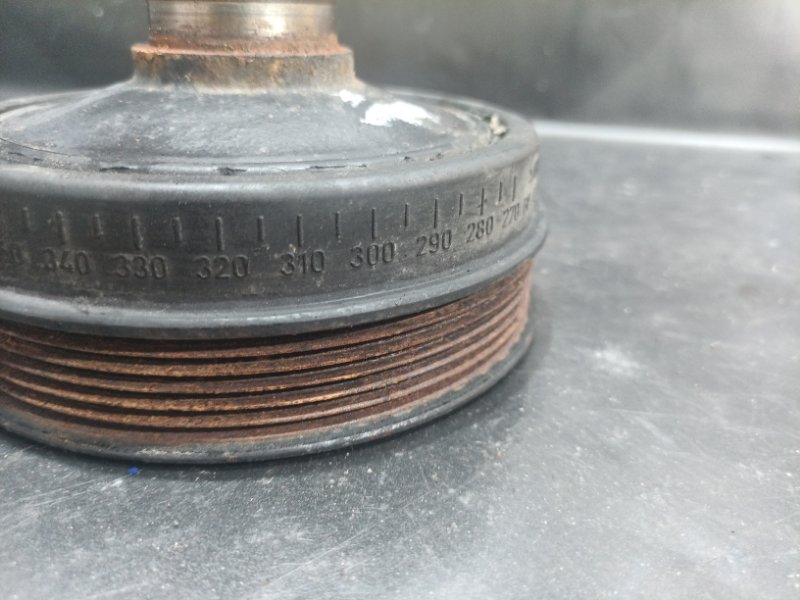 Шкив коленвала M-Class W164 272.967
