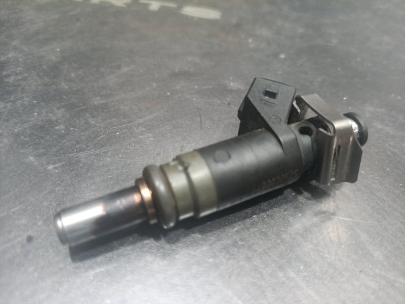 Форсунка топливная 3-Series Е90 N46B20BA