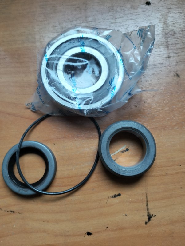 Подшипник полуоси Лада 2101 задн.