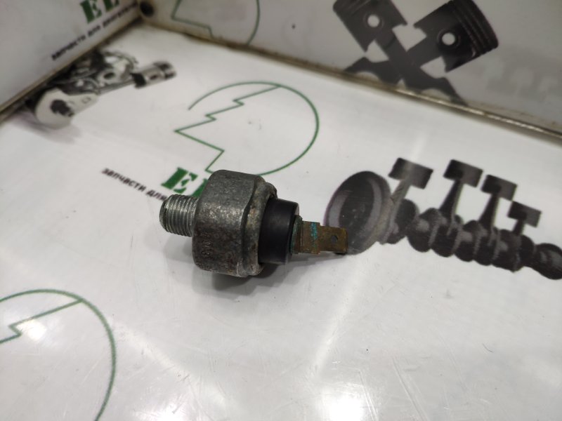 Датчик давления масла MAZDA ZJVE (б/у)